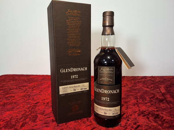 Lot 58 - GLENDRONACH 39 WHISKY