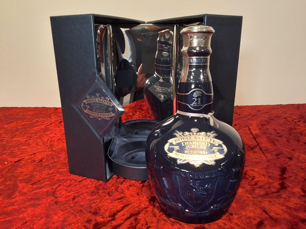 Lot 13 - ROYAL SALUTE 21 DIAMOND JUBILEE WHISKY