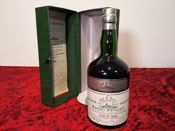 Lot 64 - MACDUFF OLD & RARE 35 WHISKY