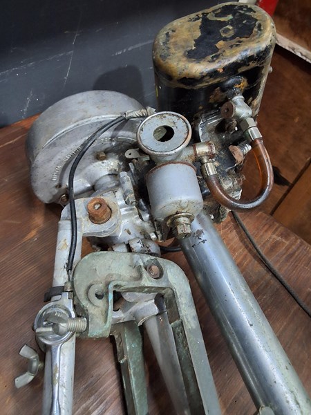 Lot 316 - OUTBOARD MOTOR