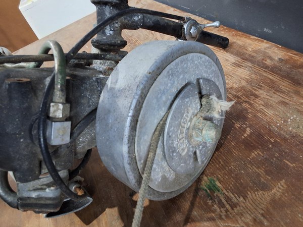 Lot 317 - OUTBOARD MOTOR