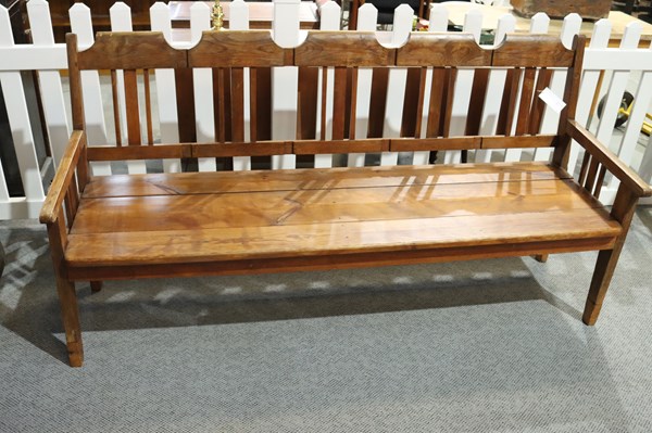 Lot 116 - PINE BENCH SEAT