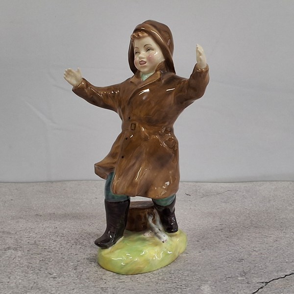 Lot 1147 - ROYAL DOULTON FIGURE