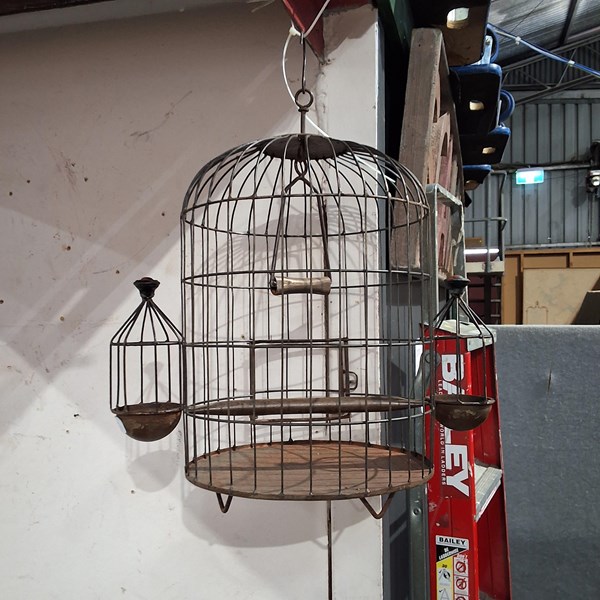 Lot 68 - BIRD CAGE