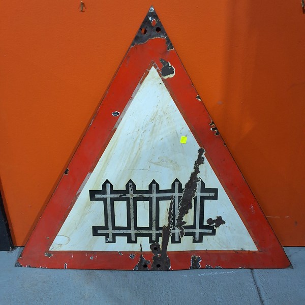 Lot 51 - ENAMEL SIGN