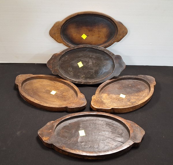 Lot 1276 - FIVE TRAYS