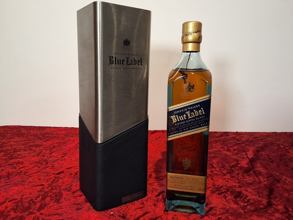 Lot 2 - JOHNNIE WALKER BLUE LABEL PORSCHE DESIGN