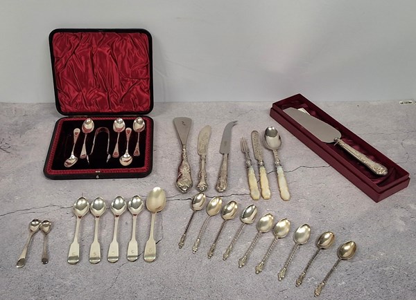 Lot 1344 - FLATWARE