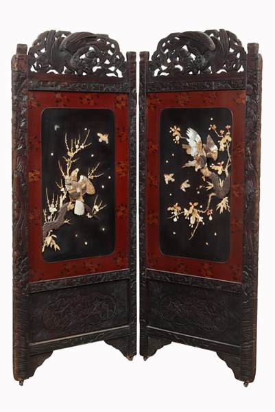 Lot 117 - CHINESE SCREEN