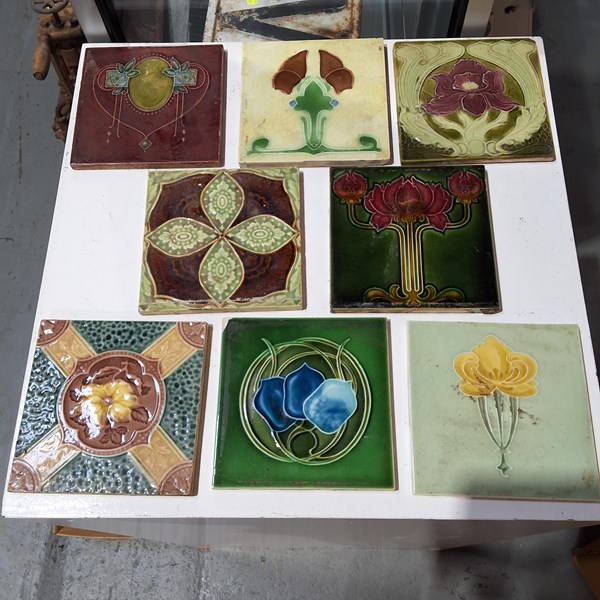 Lot 1332 - CERAMIC TILES