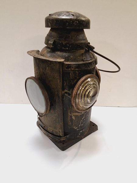 Lot 1288 - RAIL LAMP