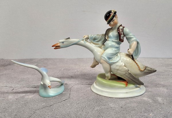 Lot 1145 - HUNGARIAN PORCELAIN FIGURES