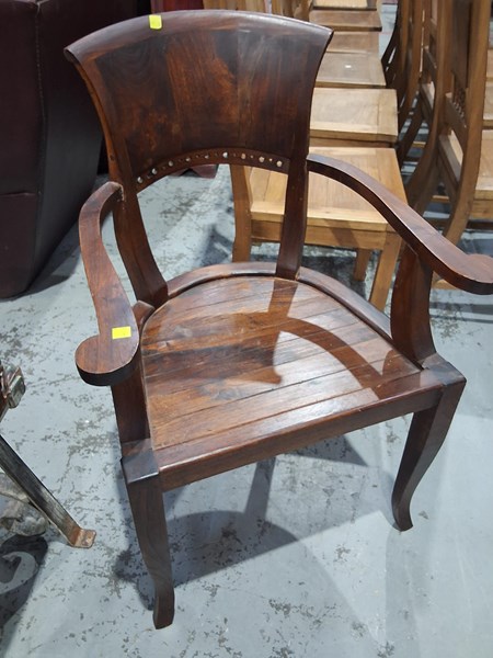 Lot 63 - ARMCHAIR