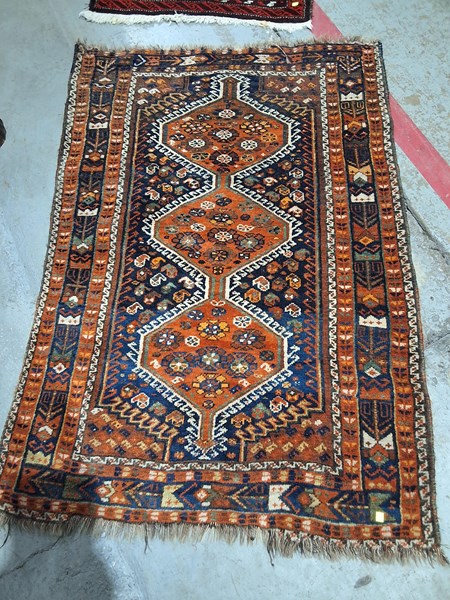 Lot 342 - RUG