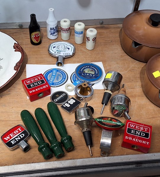 Lot 1393 - BEER TAPS