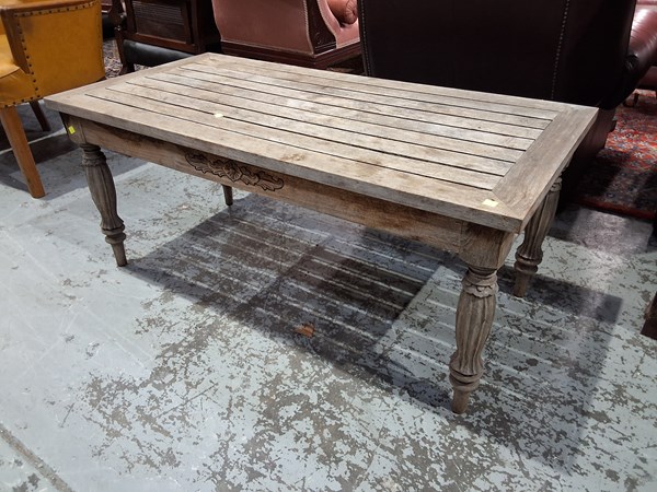 Lot 260 - OUTDOOR TABLE