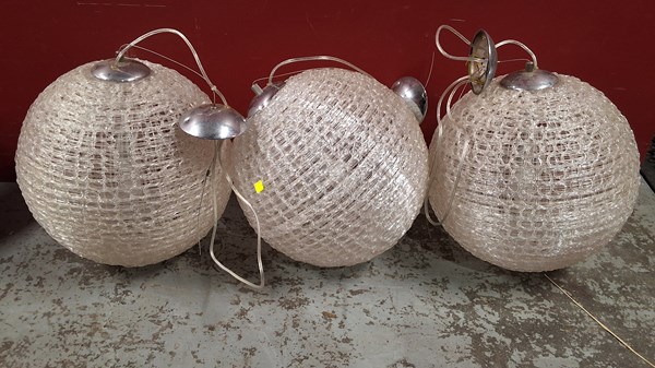 Lot 84 - PENDANT LIGHTS