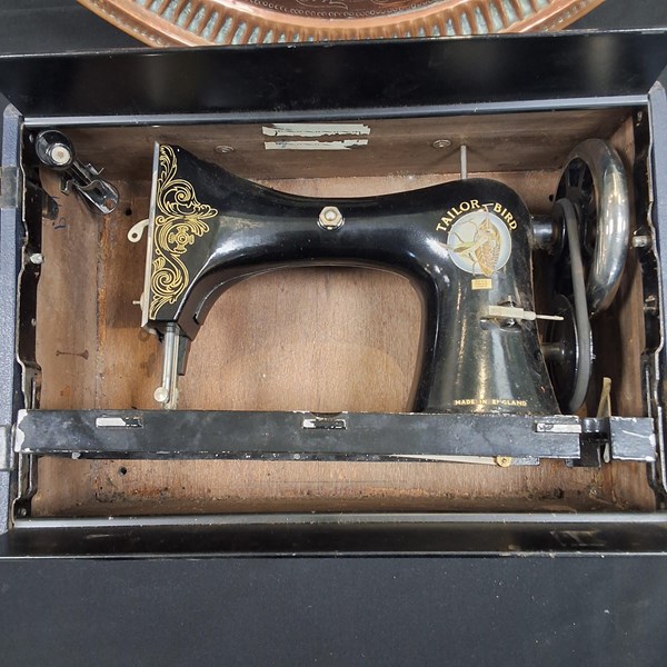 Lot 1166 - TAILOR BIRD SEWING MACHINE