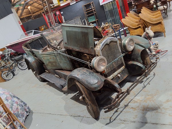 Lot 105 - BUICK MASTER SIX