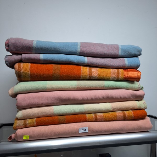 Lot 1094 - WOOL BLANKETS