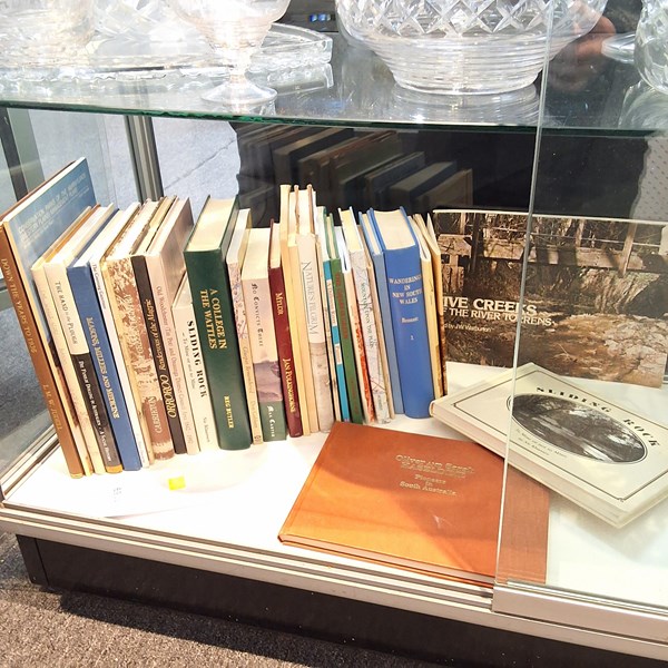 Lot 1159 - BOOKS ABOUT AUSTRALIAN HISTORY