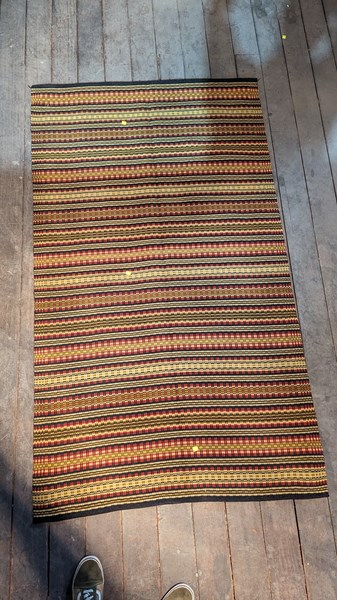 Lot 101 - WOOLEN RUG