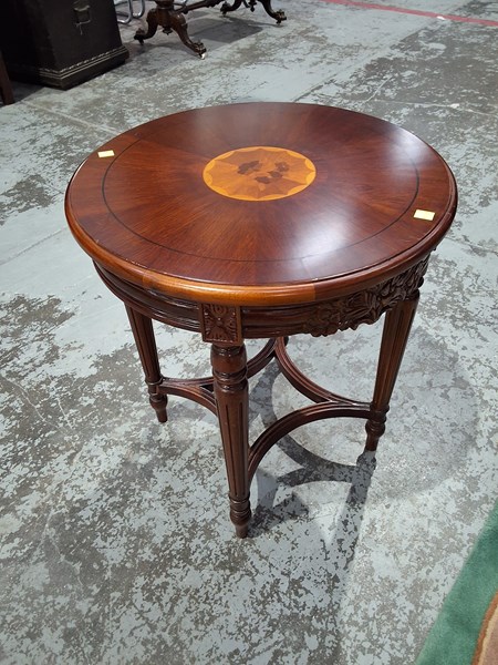 Lot 35 - SIDE TABLE