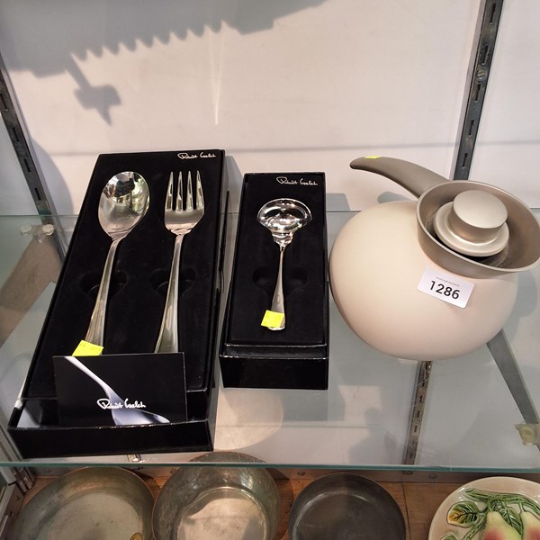 Lot 1286 - CUTLERY AND WATER JUG