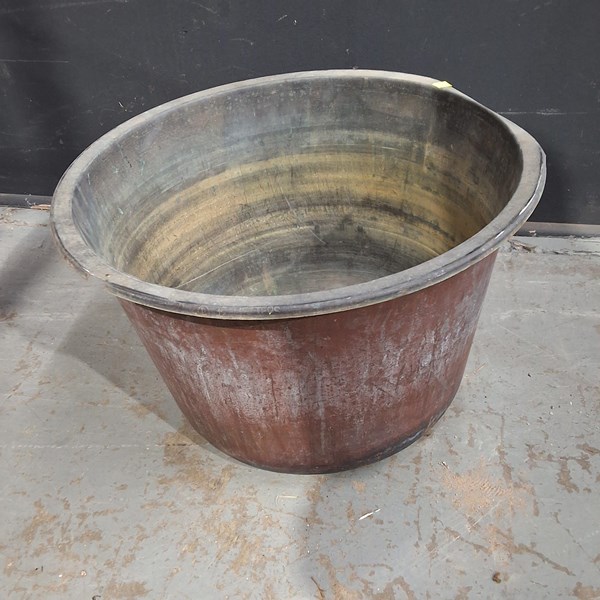 Lot 160 - LAUNDRY COPPER