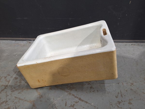 Lot 231 - BUTLERS SINK