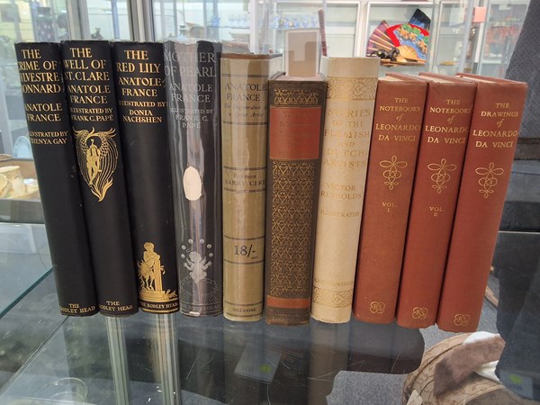 Lot 1147 - NOVELS & ART BOOKS