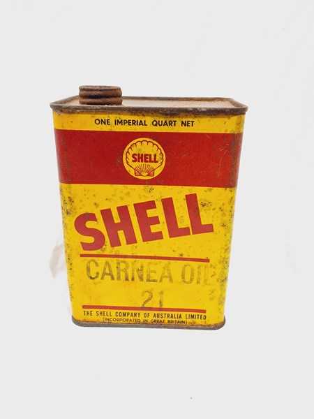 Lot 8 - SHELL OIL TIN