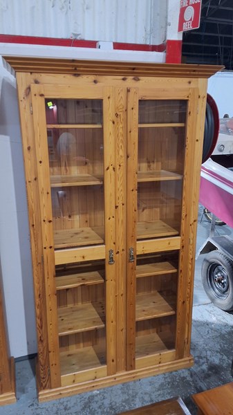 Lot 185 - BOOKCASE