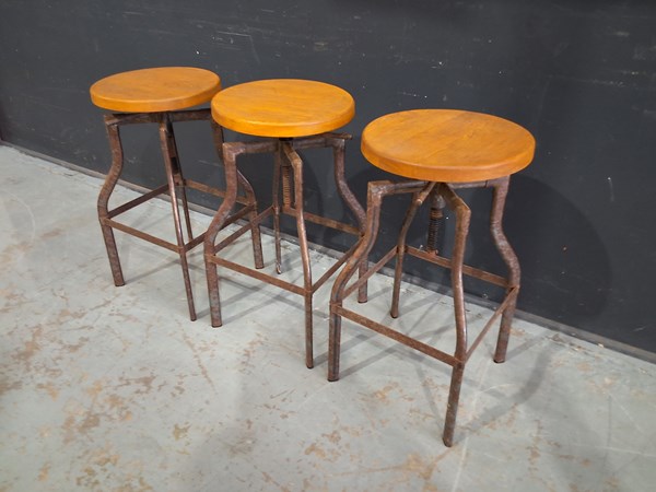 Lot 219 - INDUSTRIAL STOOLS