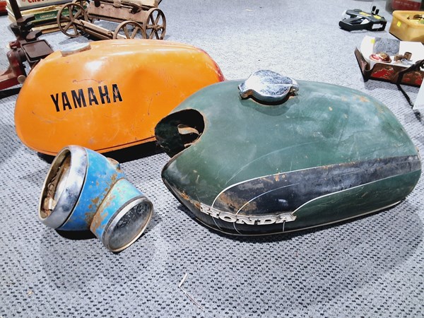 Lot 76 - MOTORCYCLE TANKS