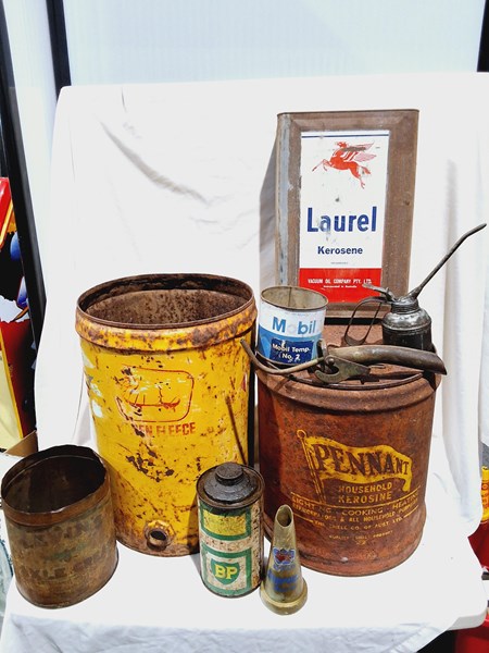 Lot 52 - OIL TINS