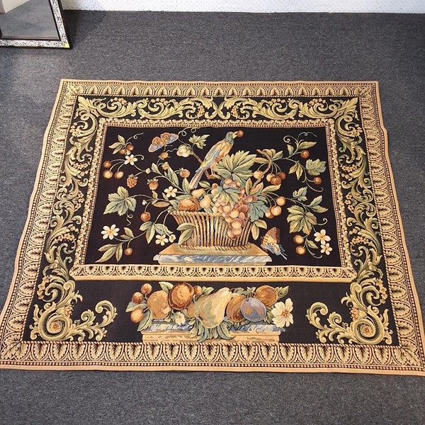 Lot 46 - WALL HANGING