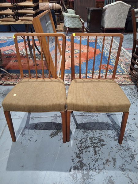 Lot 258 - CHAIRS