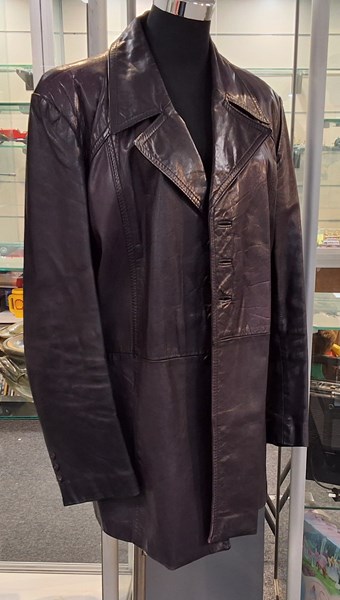 Lot 1345 - LEATHER JACKET