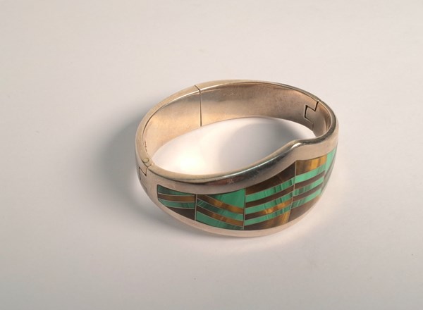 Lot 1014 - BANGLE