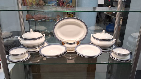 Lot 1419 - ROYAL DOULTON DINNERWARE