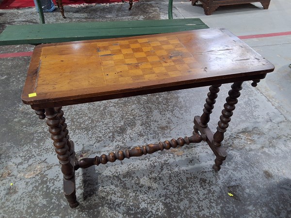 Lot 51 - GAMES TABLE