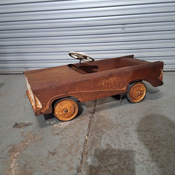 Lot 227 - PEDAL CAR