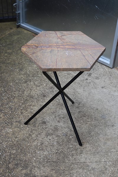 Lot 333 - SIDE TABLE