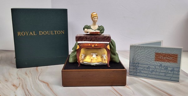 Lot 1190 - ROYAL DOULTON FIGURE