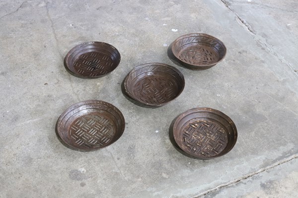 Lot 5 - SIEVES