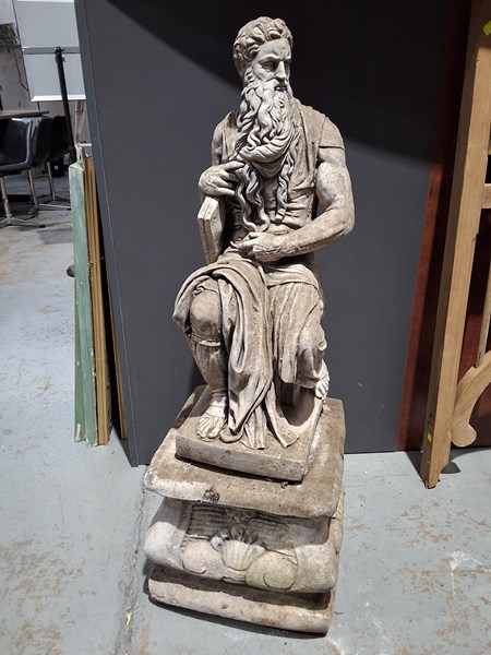 Lot 302 - CONCRETE STATUE