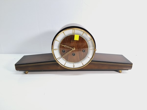 Lot 1268 - CLOCK