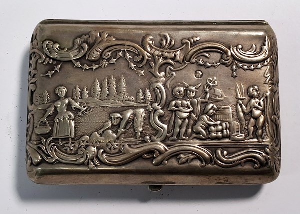 Lot 1062 - SILVER CIGARETTE CASE