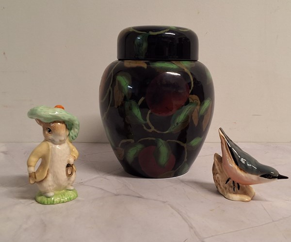 Lot 1281 - COLLECTABLE CERAMICS